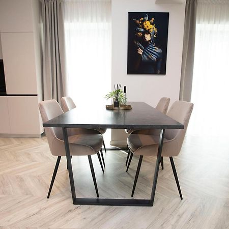 Boudoir Apartment City Tower - 15Th Floor Cluj-Napoca Ngoại thất bức ảnh