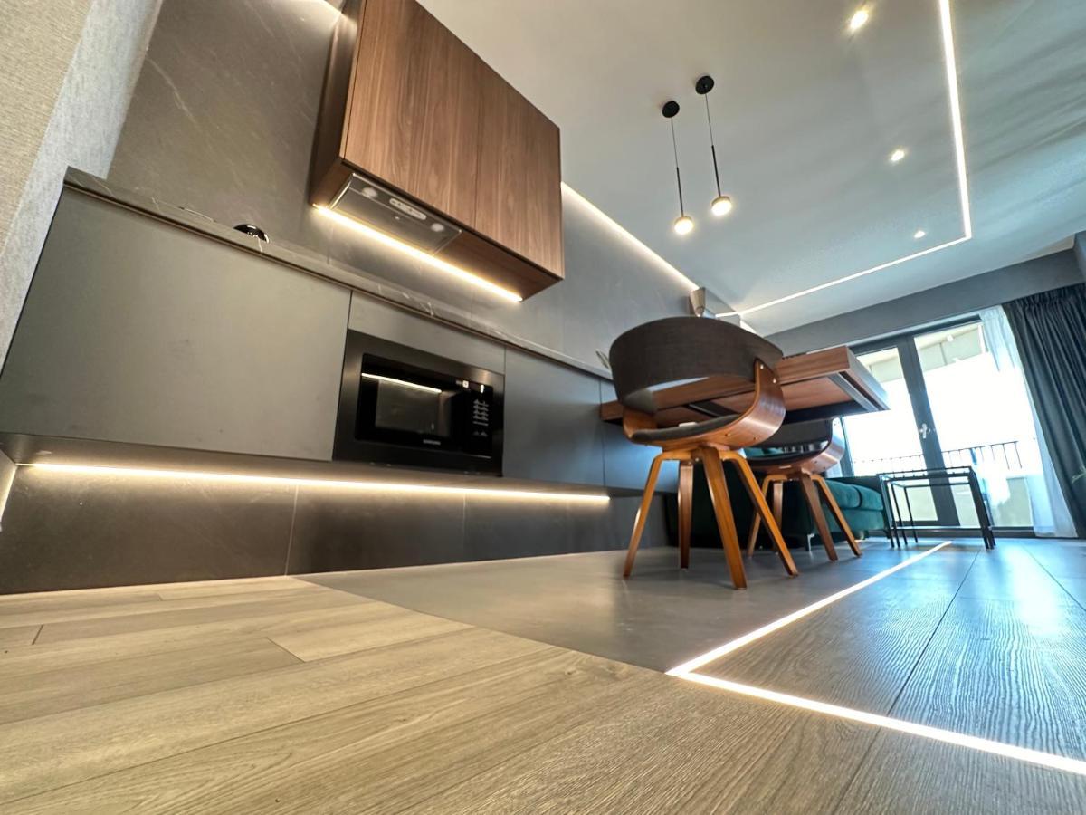 Boudoir Apartment City Tower - 15Th Floor Cluj-Napoca Ngoại thất bức ảnh